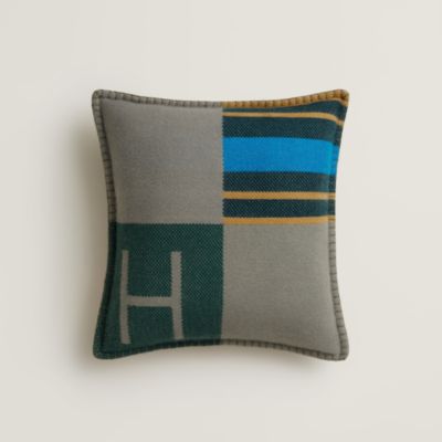 Casaque Rayee Horizontale pillow - Blue | Hermès Hong Kong SAR